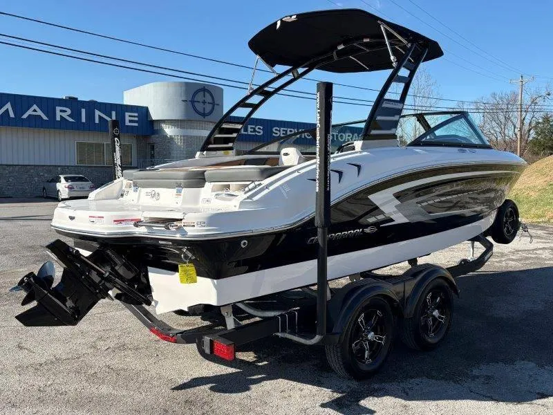 Slide: The Image of Chaparral 21 SSi 2025 - 12