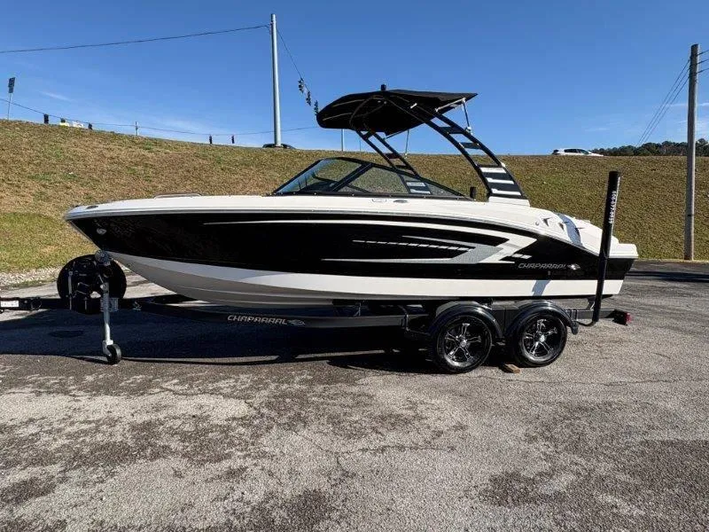 Slide: The Image of Chaparral 21 SSi 2025 - 14