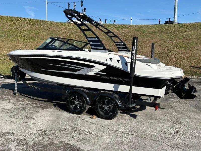 Slide: The Image of Chaparral 21 SSi 2025 - 26