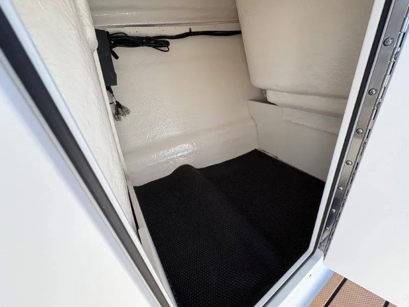 Slide: The Image of Chaparral 21 SSi 2025 - 56