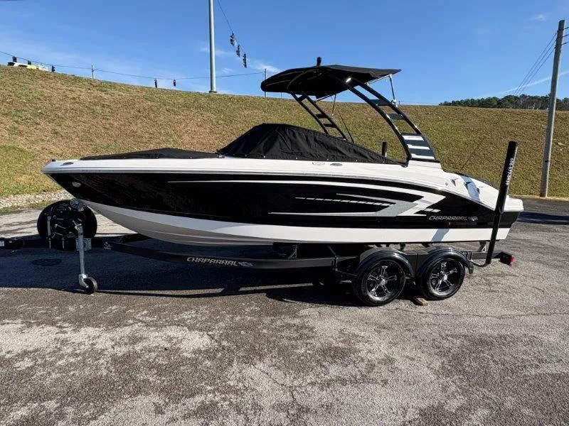 Slide: The Image of Chaparral 21 SSi 2025 - 89