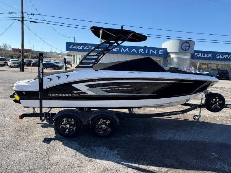 Slide: The Image of Chaparral 21 SSi 2025 - 90