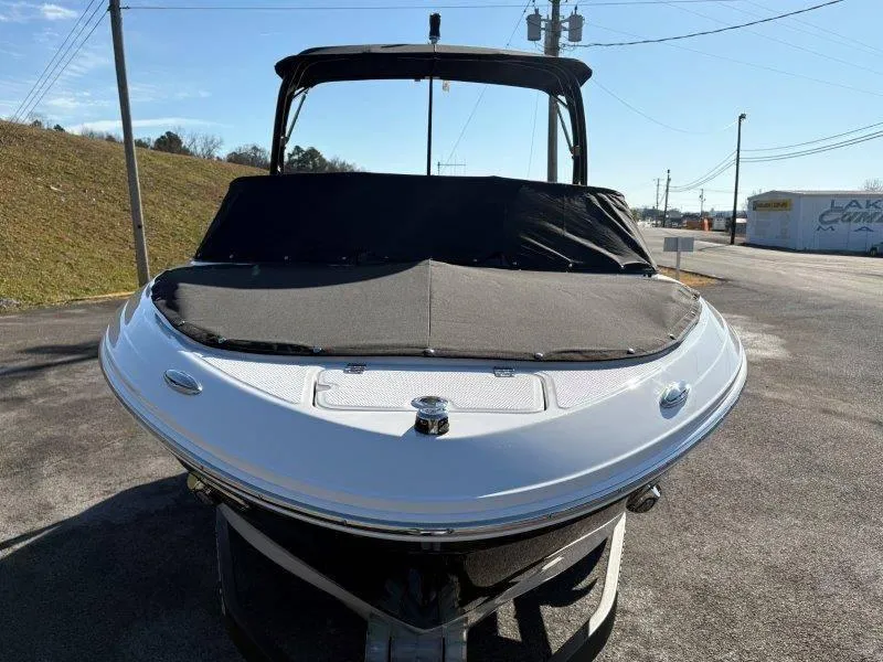 Slide: The Image of Chaparral 21 SSi 2025 - 91