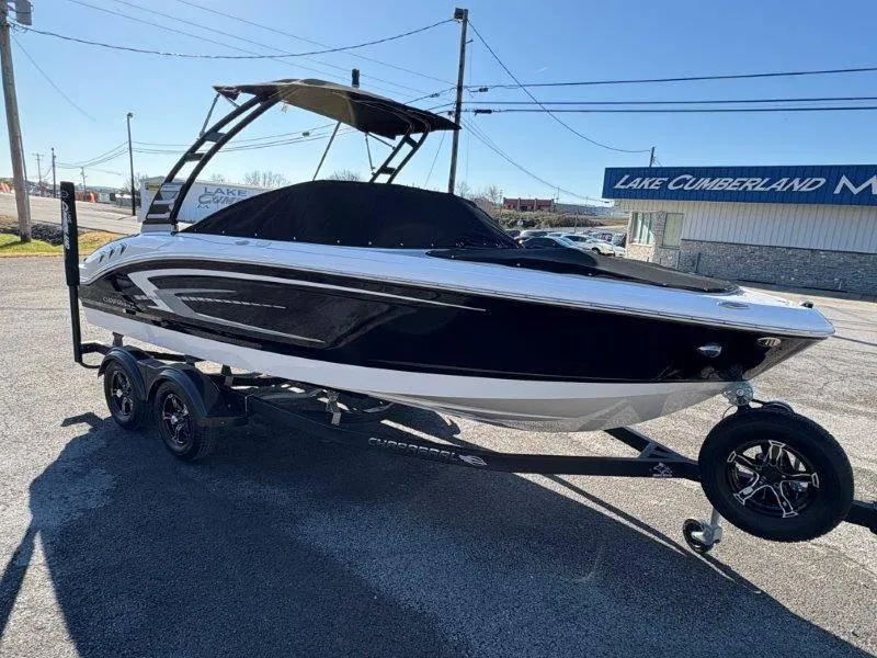 Slide: The Image of Chaparral 21 SSi 2025 - 92