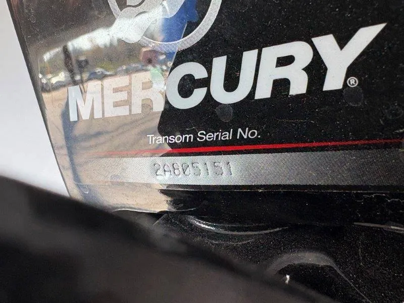 Slide: The Image of Chaparral 21 SSi Ski & Fish 2025 - 10