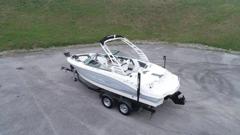 Slide: The Image of Chaparral 21 SSi Ski & Fish 2025 - 102