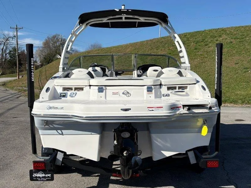 Slide: The Image of Chaparral 21 SSi Ski & Fish 2025 - 16