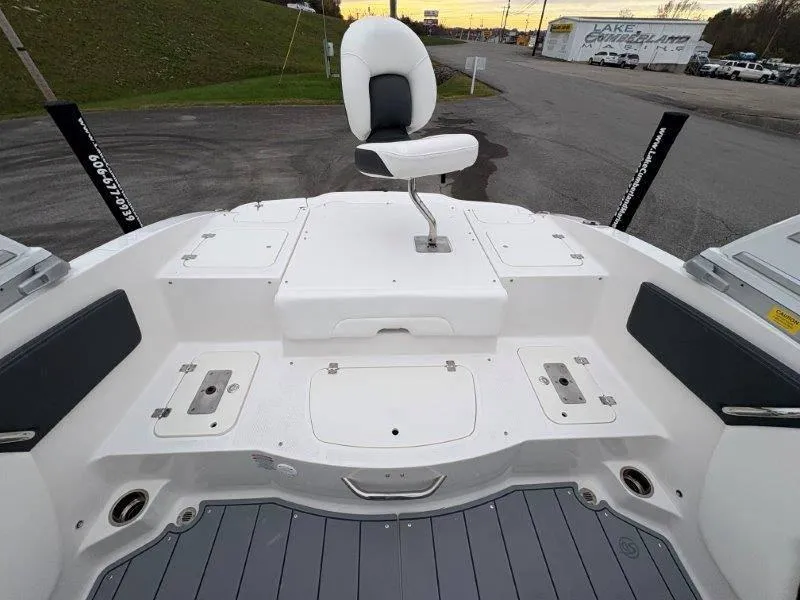 Slide: The Image of Chaparral 21 SSi Ski & Fish 2025 - 25