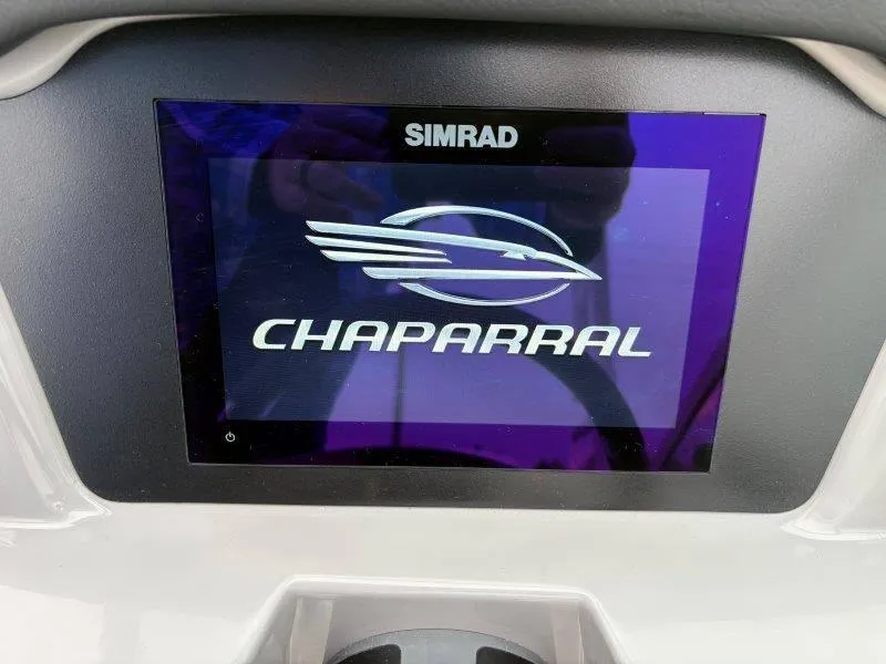 Slide: The Image of Chaparral 21 SSi Ski & Fish 2025 - 31