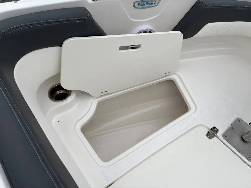 Slide: The Image of Chaparral 21 SSi Ski & Fish 2025 - 55