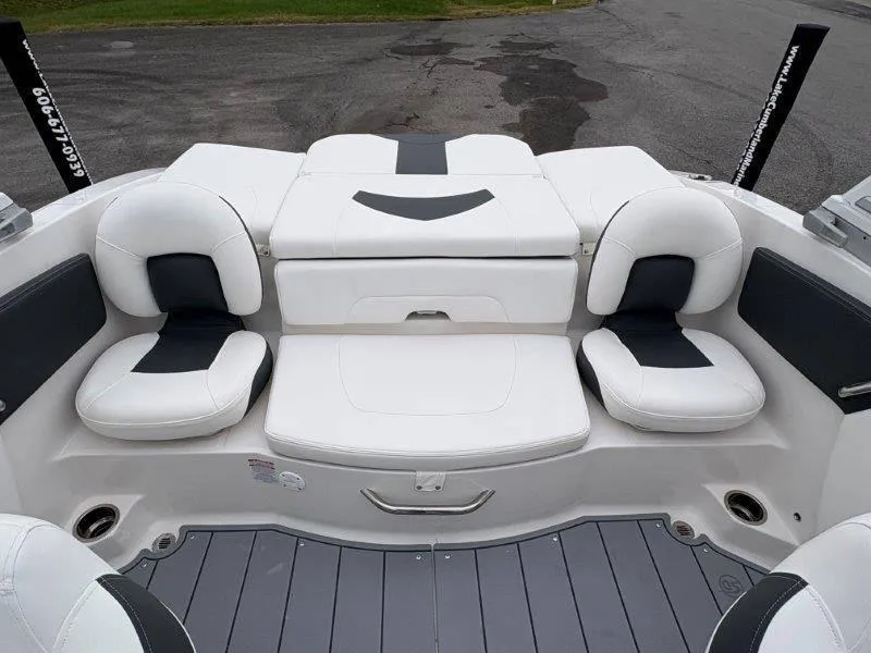 Slide: The Image of Chaparral 21 SSi Ski & Fish 2025 - 58