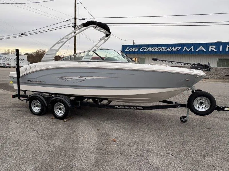 Slide: The Image of Chaparral 21 SSi Ski & Fish 2025 - 91