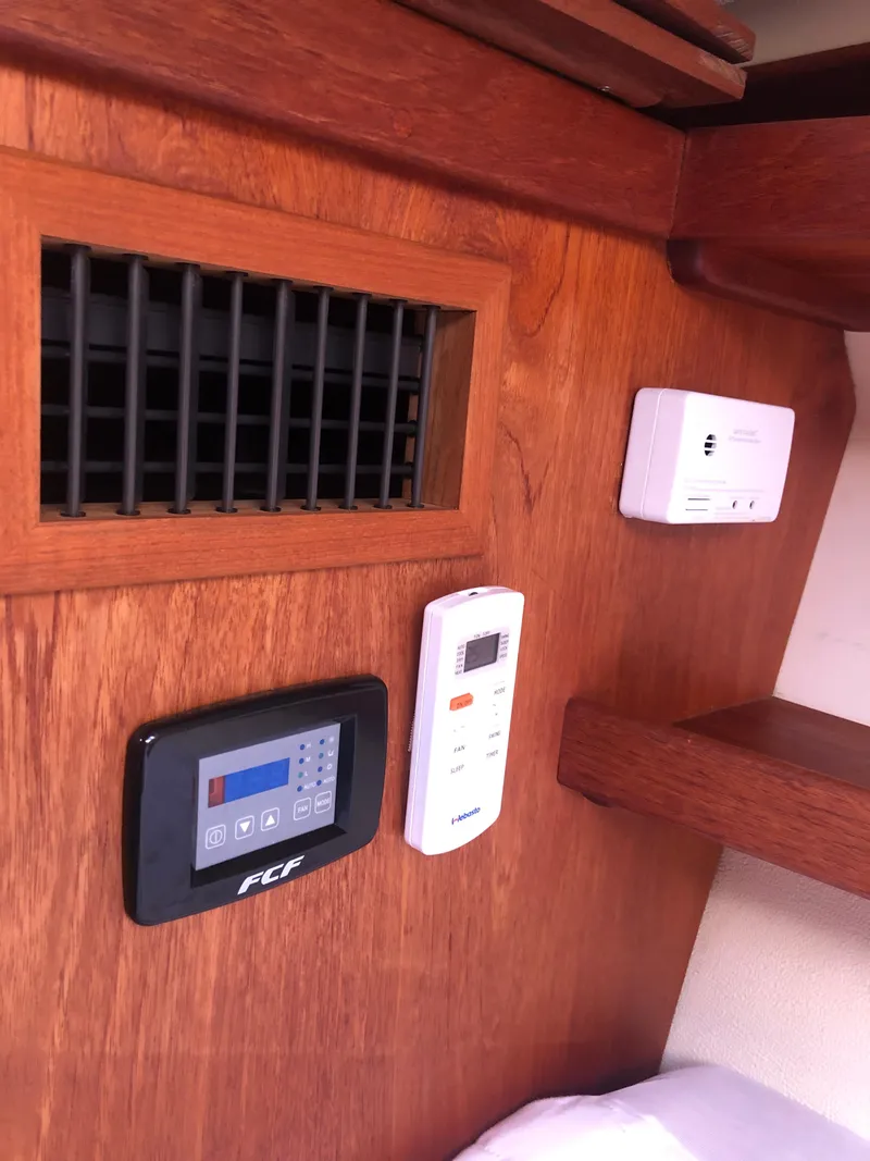 Slide: The Image of Tartan 372 1992 - 23