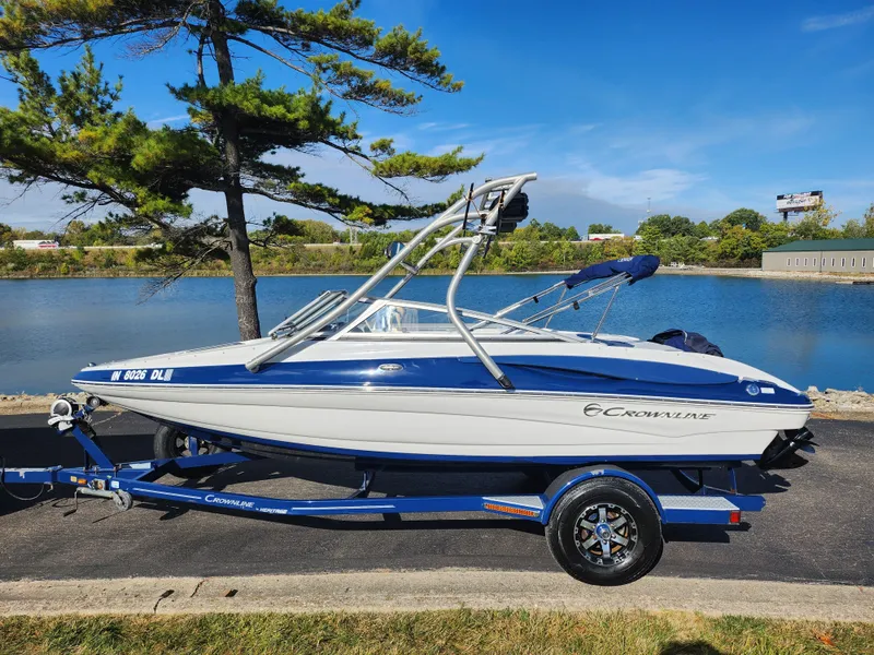 Slide: The Image of Crownline Boats 195 SS 2012 - 9