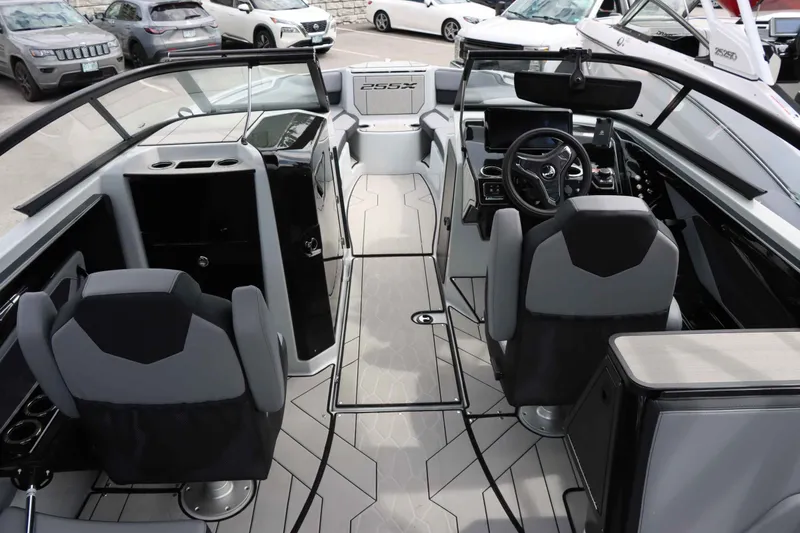 Slide: The Image of Yamaha 255XD 2025 - 10