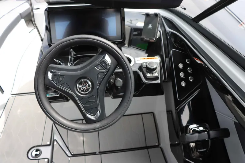 Slide: The Image of Yamaha 255XD 2025 - 12