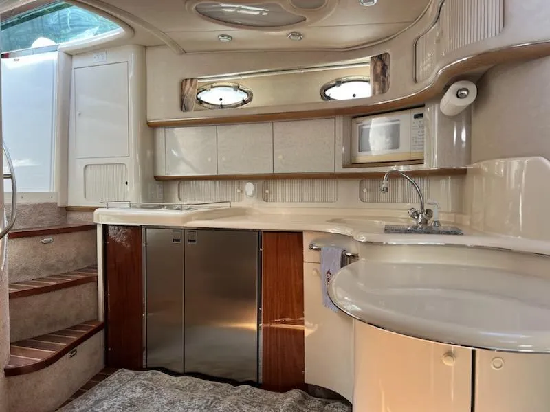 Slide: The Image of Sea Ray 450 Sundancer 1995 - 66