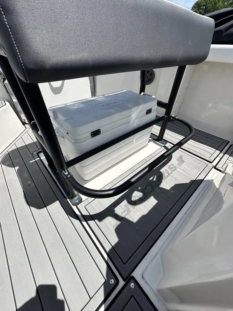 Slide: The Image of Starcraft svx 211 cc 2024 - 8