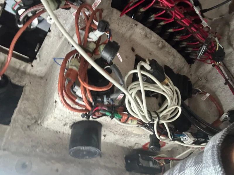Slide: The Image of Wiring and components inside a 1988 Wellcraft SCARAB SPORT boat. - 30