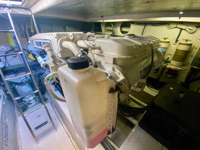 Slide: The Image of Sea Ray 510 Sundancer 2001 - 85