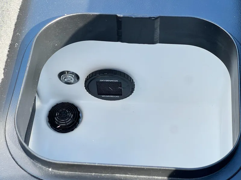 Slide: The Image of Skeeter ZXR 20 2025 - 35