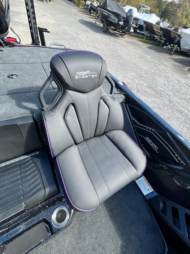 Slide: The Image of Skeeter ZXR 20 2025 - 36