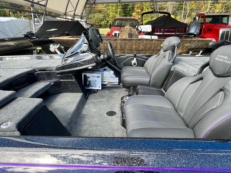 Slide: The Image of Skeeter ZXR 20 2025 - 39