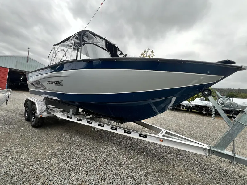 Slide: The Image of Starcraft Fishmaster 196 2025 - 6