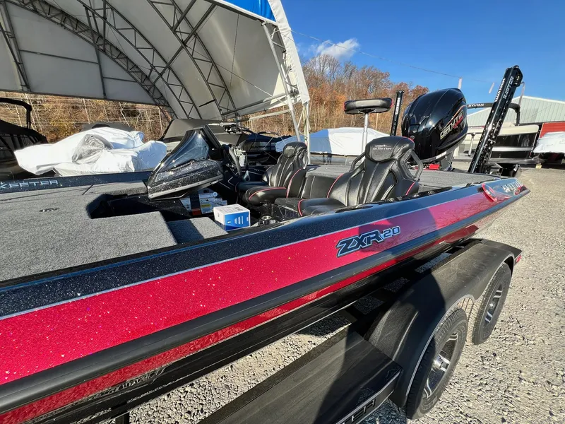 Slide: The Image of Skeeter ZXR 20 2025 - 28