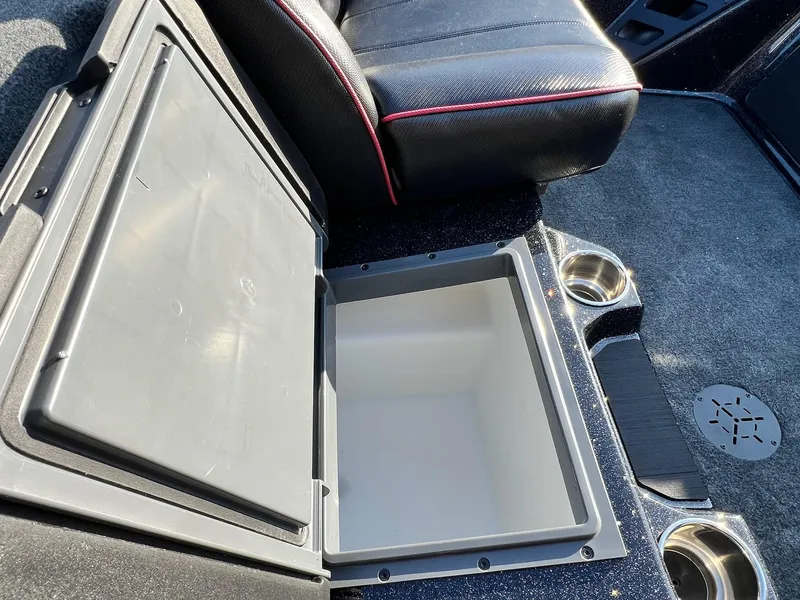 Slide: The Image of Skeeter ZXR 20 2025 - 29