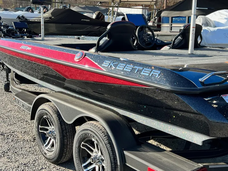 Slide: The Image of Skeeter ZXR 20 2025 - 6