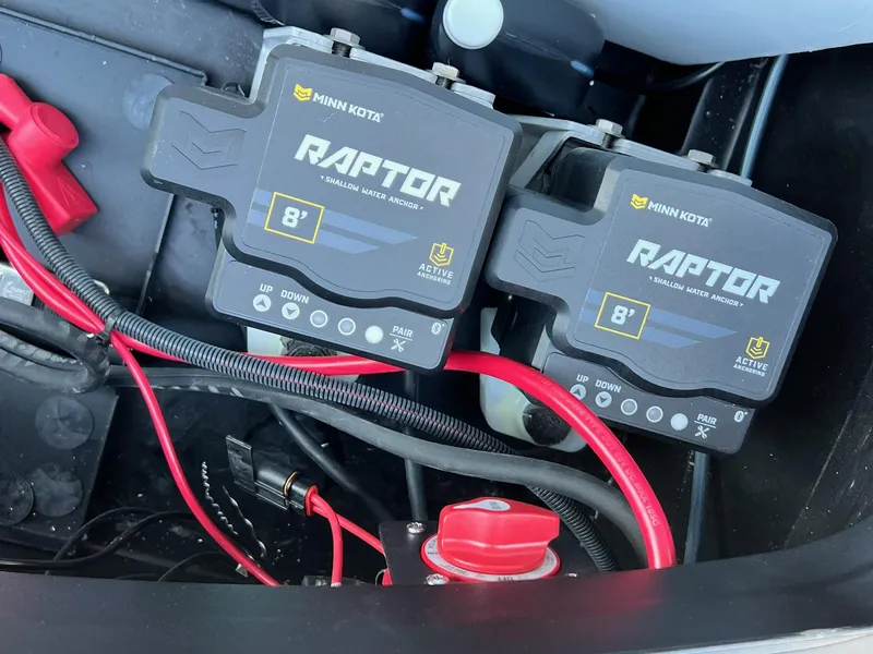 Slide: The Image of Skeeter ZXR 20 2025 - 9