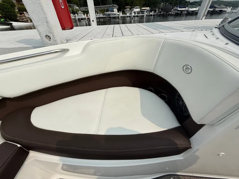 Slide: The Image of Cobalt 220S 2023 - 115