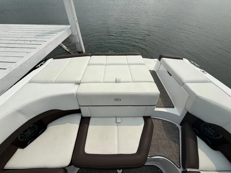 Slide: The Image of Cobalt 220S 2023 - 119