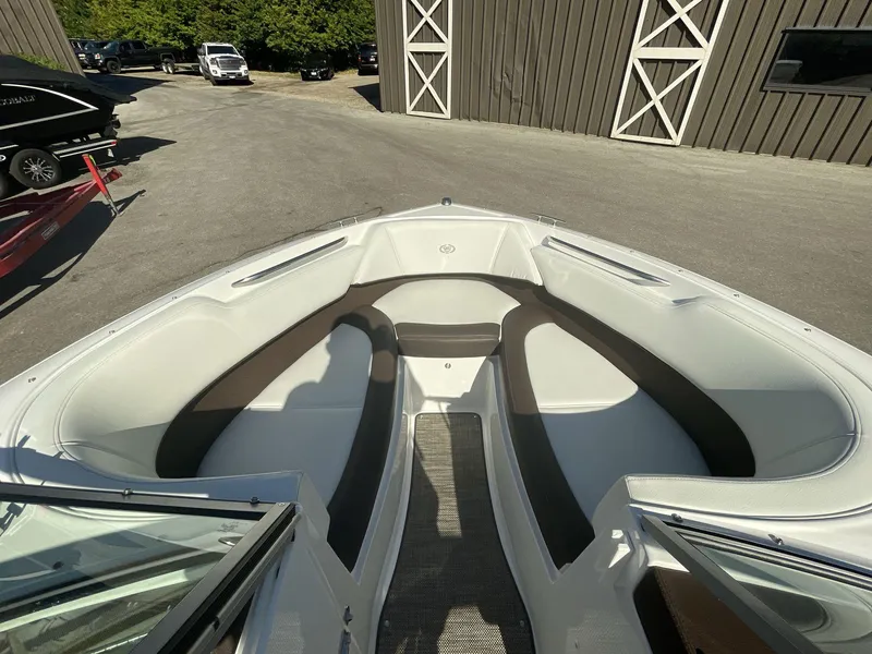 Slide: The Image of Cobalt 220S 2023 - 104