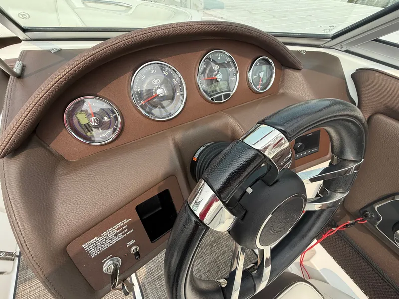 Slide: The Image of Cobalt 220S 2023 - 111