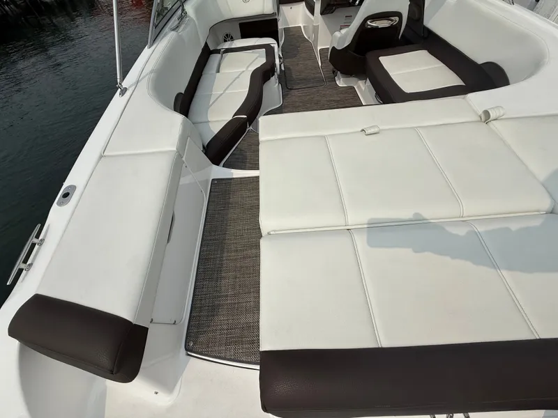 Slide: The Image of Cobalt 220S 2023 - 101