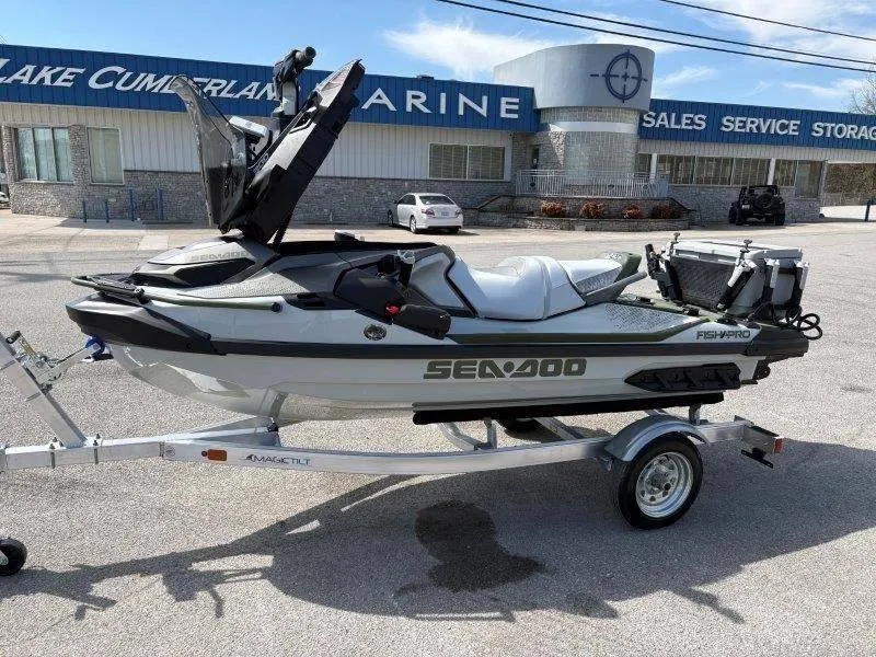 Slide: The Image of Sea-Doo FishPro Apex 300 w/ Sound 2025 - 20