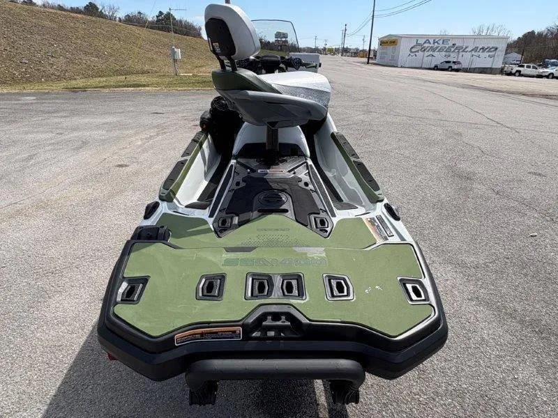 Slide: The Image of Sea-Doo FishPro Apex 300 w/ Sound 2025 - 28