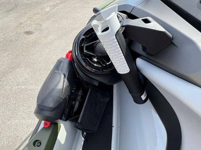 Slide: The Image of Sea-Doo FishPro Apex 300 w/ Sound 2025 - 42