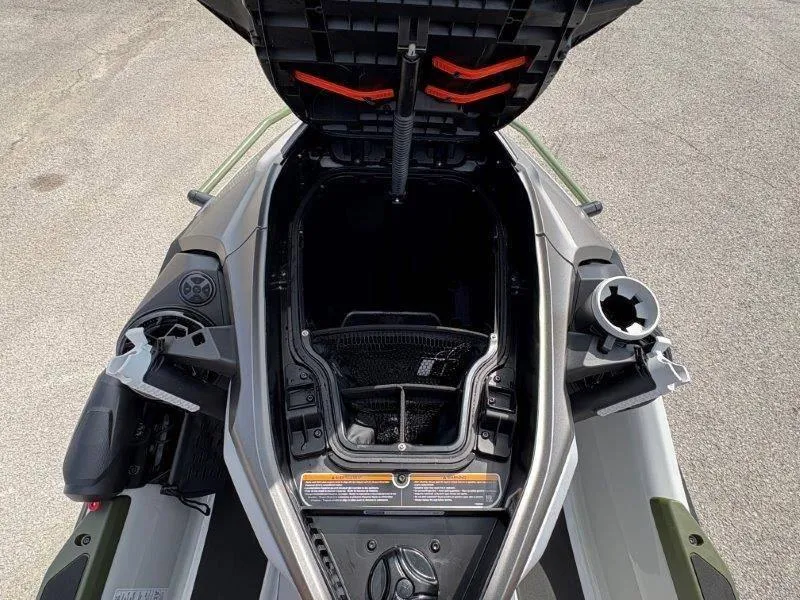 Slide: The Image of Sea-Doo FishPro Apex 300 w/ Sound 2025 - 45