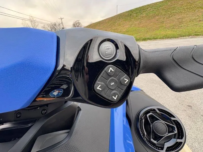 Slide: The Image of Sea-Doo Wake Pro 230 w/ Sound 2025 - 24