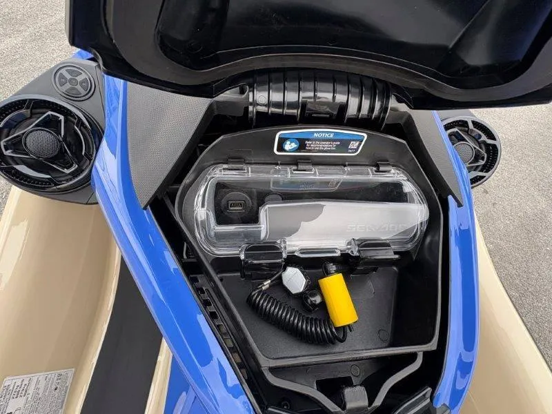 Slide: The Image of Sea-Doo Wake Pro 230 w/ Sound 2025 - 27