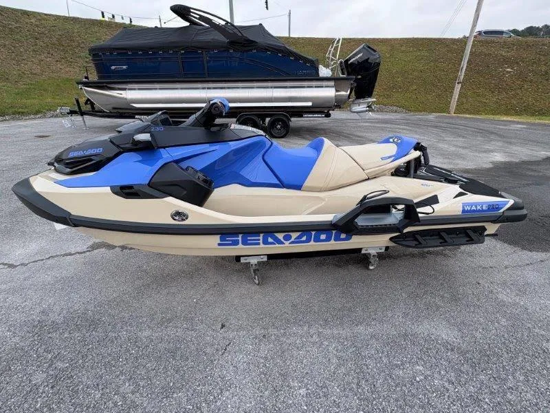 Slide: The Image of Sea-Doo Wake Pro 230 w/ Sound 2025 - 31