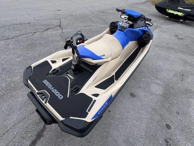 Slide: The Image of Sea-Doo Wake Pro 230 w/ Sound 2025 - 36