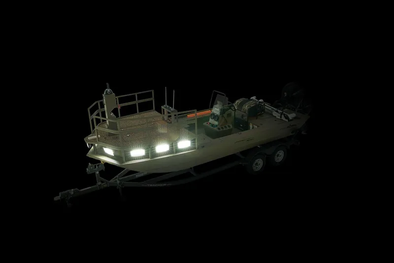 Slide: The Image of Tracker Grizzly 2072 CC Sportsman Kicker 2025 - 16