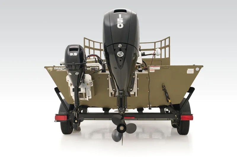 Slide: The Image of Tracker Grizzly 2072 CC Sportsman Kicker 2025 - 94