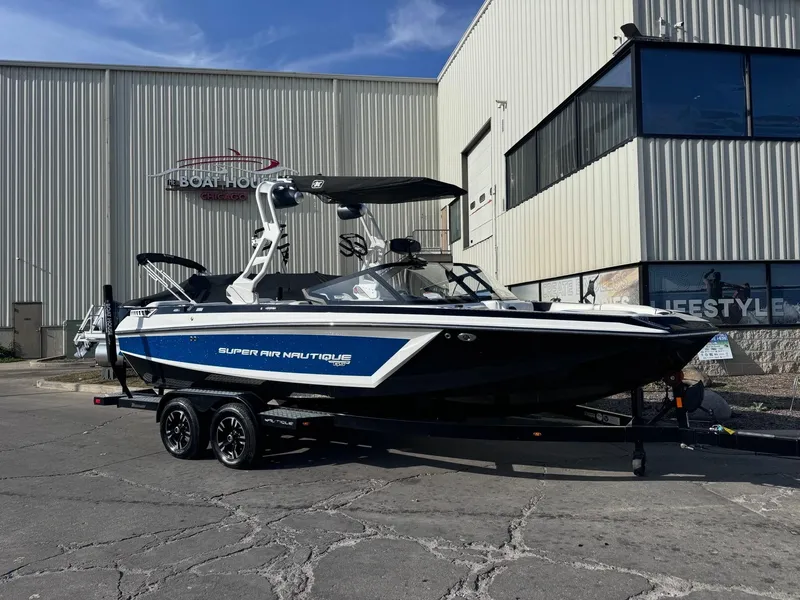 Slide: The Image of Nautique Super Air GS22 2021 - 1