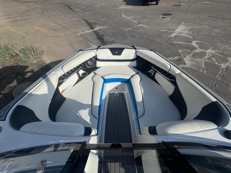 Slide: The Image of Nautique Super Air GS22 2021 - 11