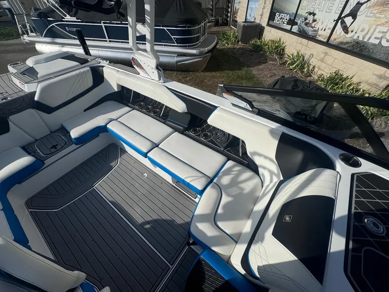 Slide: The Image of Nautique Super Air GS22 2021 - 12